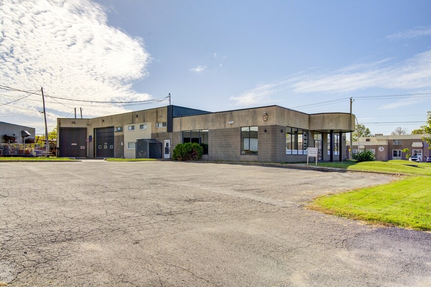 10 Rue Industrielle, Delson, QC for sale - Building Photo - Image 2 of 13