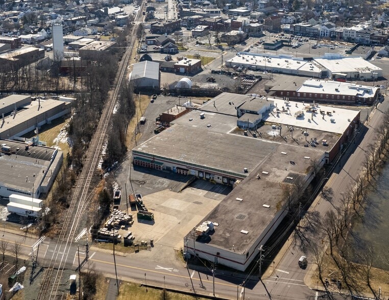 45 N 4th St, Quakertown, PA for lease - Aerial - Image 1 of 15