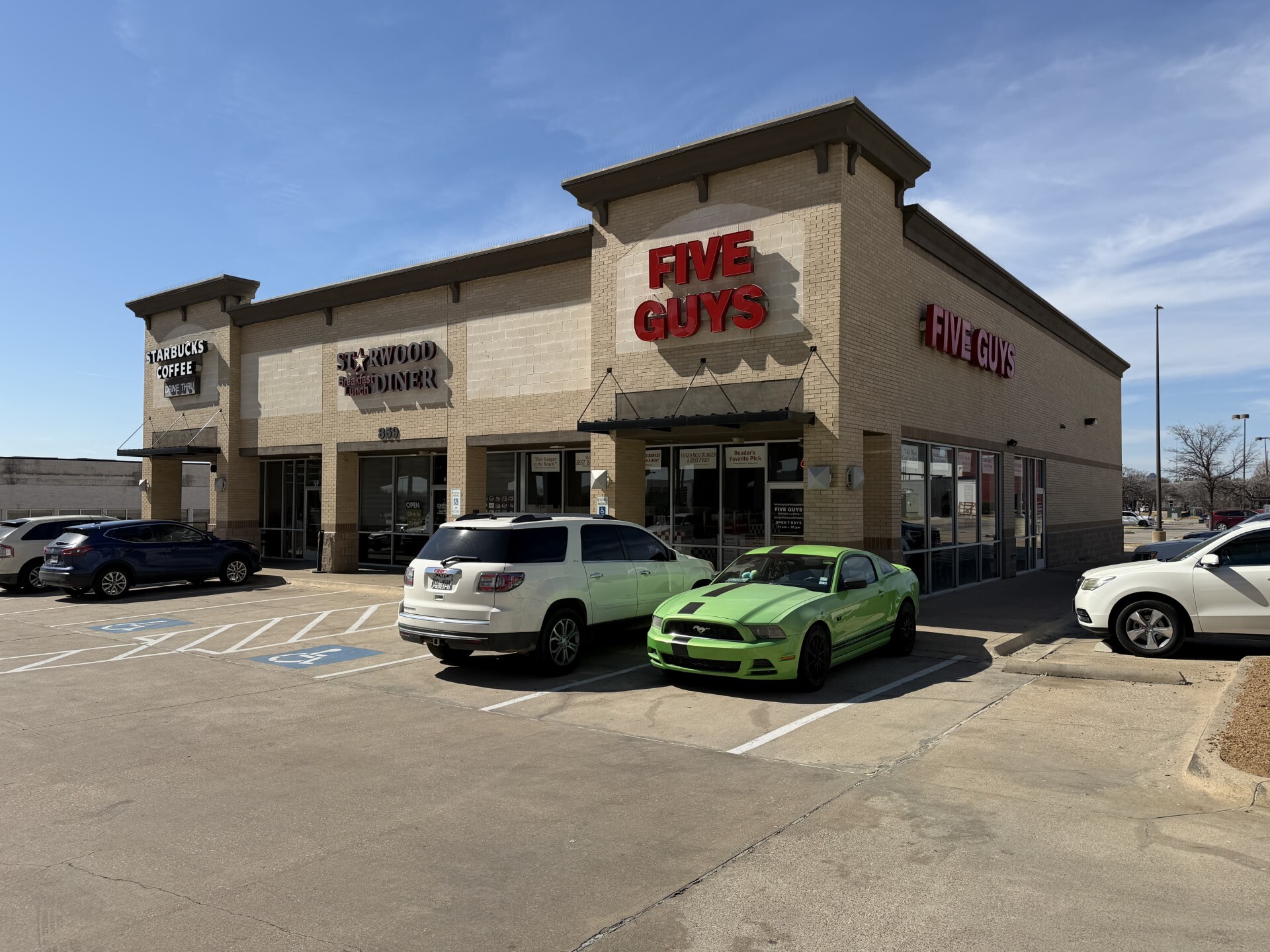 859 E Highway 121, Lewisville, TX à louer Photo principale- Image 1 de 6