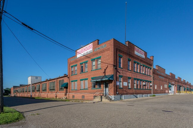 Plus de détails pour 1502 12th St SW, Canton, OH - Industriel à louer