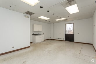 1828-1892 Techny Ct, Northbrook, IL à louer Photo intérieure- Image 2 de 2