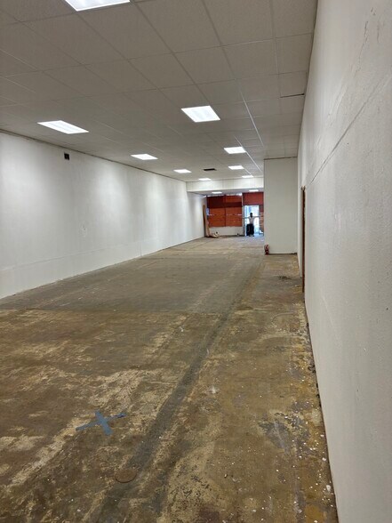 21845-21995 Mission Blvd, Hayward, CA à louer - Photo intérieure - Image 2 de 4