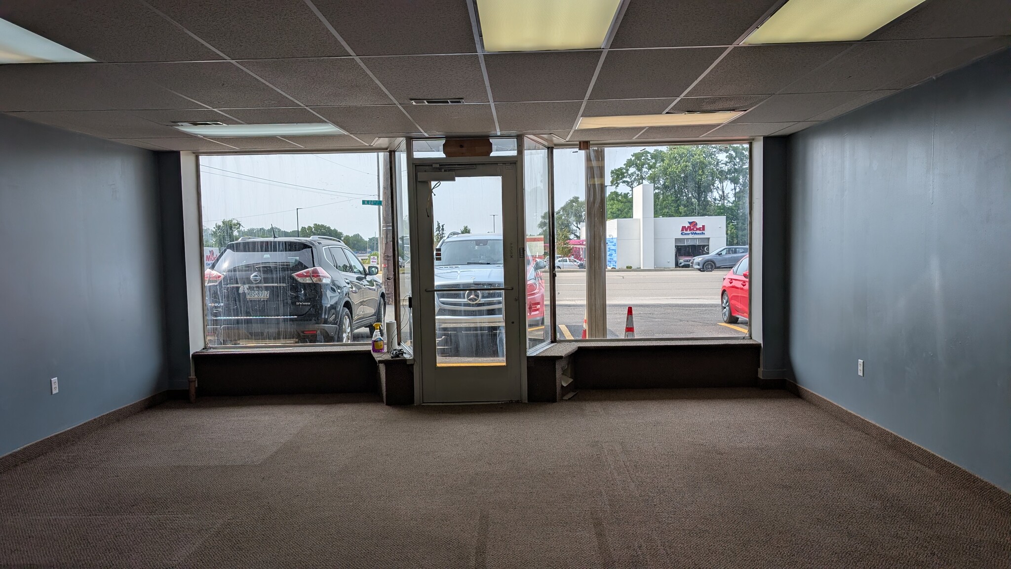2829 W 26th St, Erie, PA for lease Interior Photo- Image 1 of 22