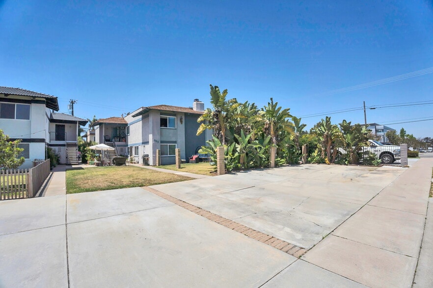 203 Ogle St, Costa Mesa, CA for sale - Building Photo - Image 3 of 10