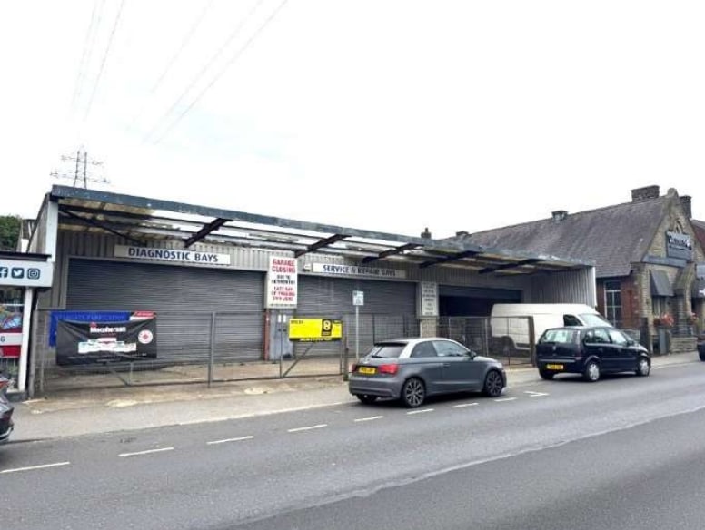 141–143 Wakefield Road Scissett portfolio of 2 properties for sale on LoopNet.ca - Building Photo - Image 2 of 7