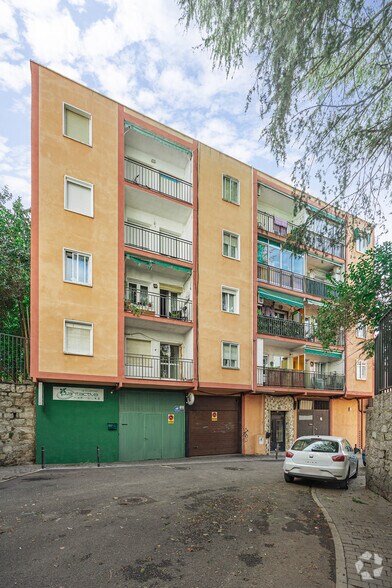 Immeuble residentiel dans Collado Villalba, Madrid à vendre - Photo principale - Image 1 de 3