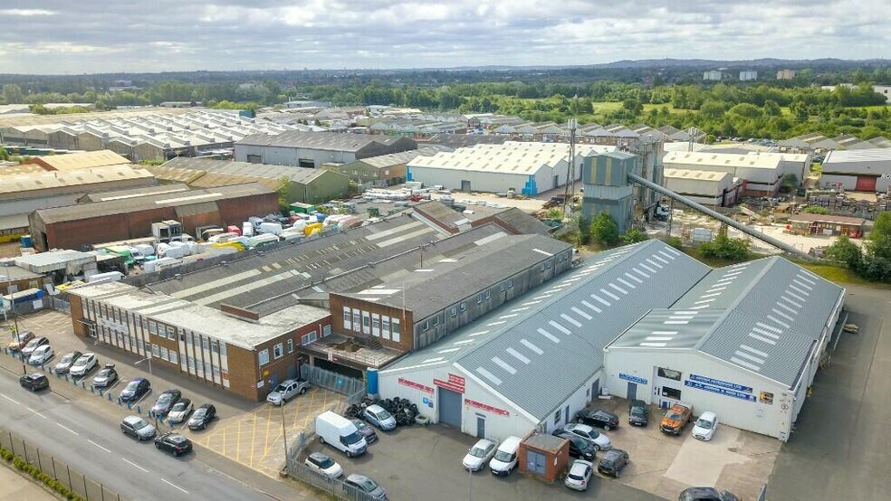 Planetary Rd, Willenhall à louer - Photo du bâtiment - Image 3 de 29