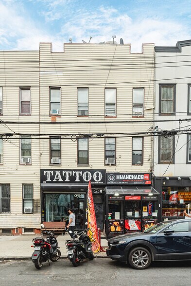 293 Wyckoff Ave, Brooklyn, NY à vendre - Photo du bâtiment - Image 3 de 24