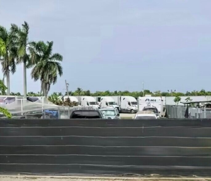 19650 SW 136th St, Miami, FL for lease - Building Photo - Image 3 of 3