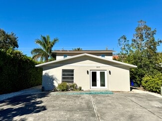 Plus de détails pour 803 Myrtle Ter, Naples, FL - Bureau à vendre