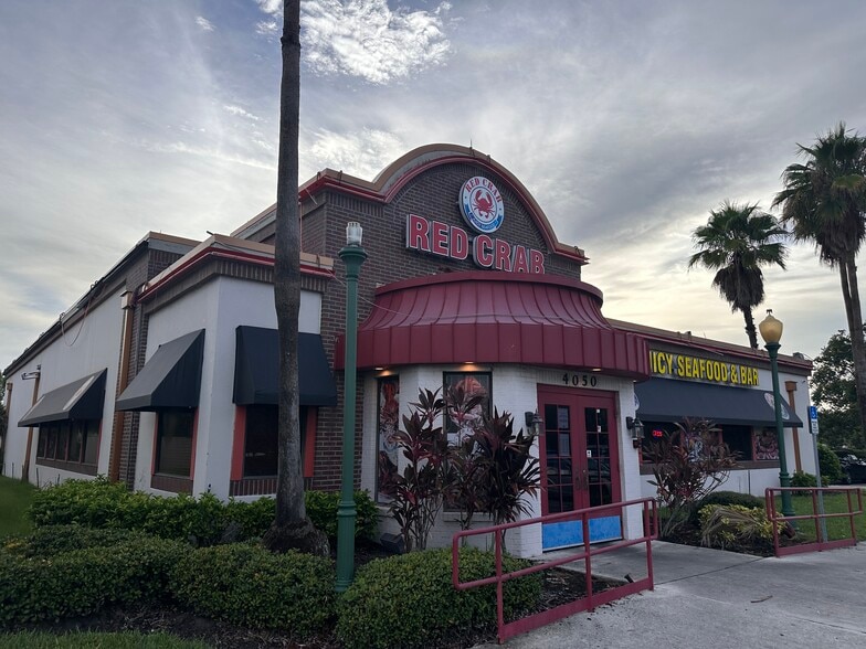 4050 NW Federal Hwy, Jensen Beach, FL à vendre - Photo du bâtiment - Image 3 de 39