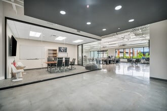 840 apollo St, El Segundo, CA à louer Photo intérieure- Image 1 de 14