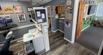 123 W Clinton Pl, Saint Louis, MO for sale - Interior Photo - Image 2 of 9