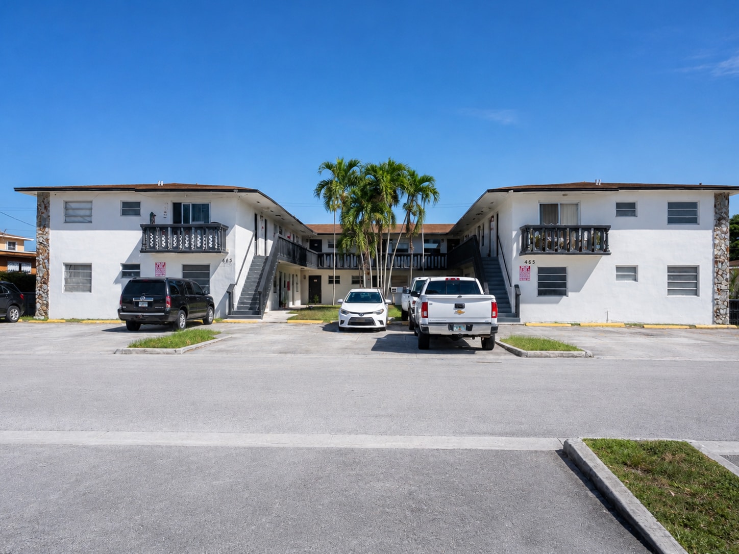 465 E 30th St, Hialeah, FL à vendre Photo du bâtiment- Image 1 de 15