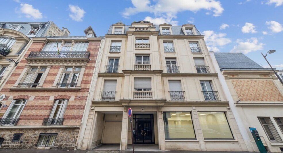 8 Rue Jacques Bingen, Paris for lease - Building Photo - Image 1 of 9
