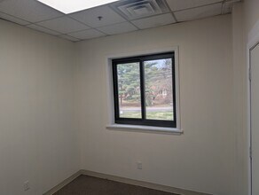 221-223 Stirling Rd, Warren, NJ à louer Photo intérieure- Image 1 de 11