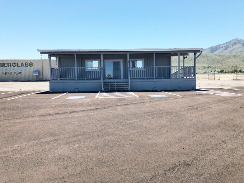 34-71 Webb Cir, Reno, NV à vendre - Photo du bâtiment - Image 3 de 17