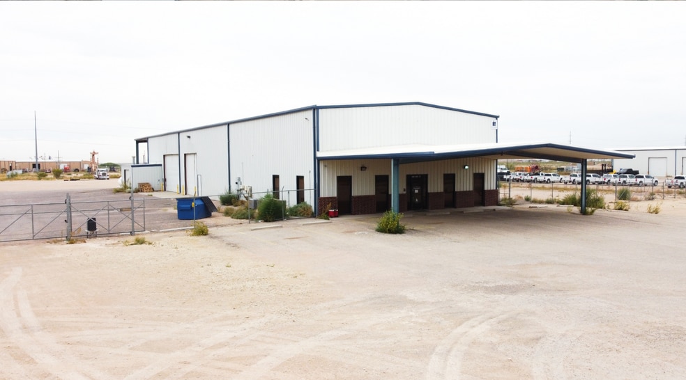 8801 W County Road 127, Midland, TX for lease - Building Photo - Image 2 of 57