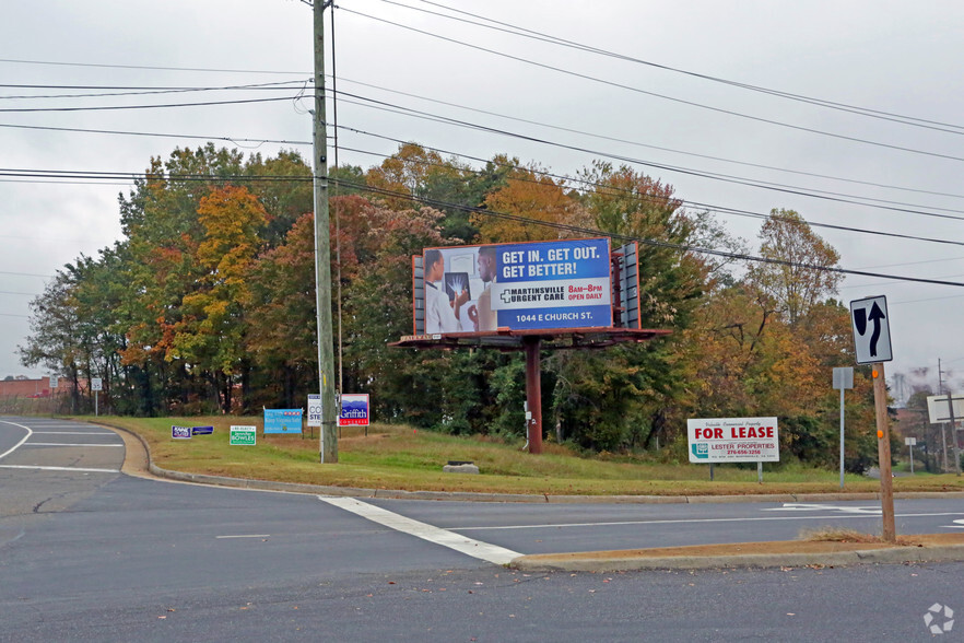 300 E Commonwealth Blvd, Martinsville, VA à vendre - Photo principale - Image 1 de 2