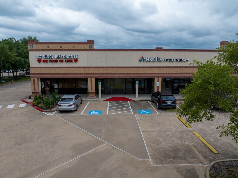 6455 S Fry Rd, Katy, TX à louer - Photo du bâtiment - Image 3 de 10