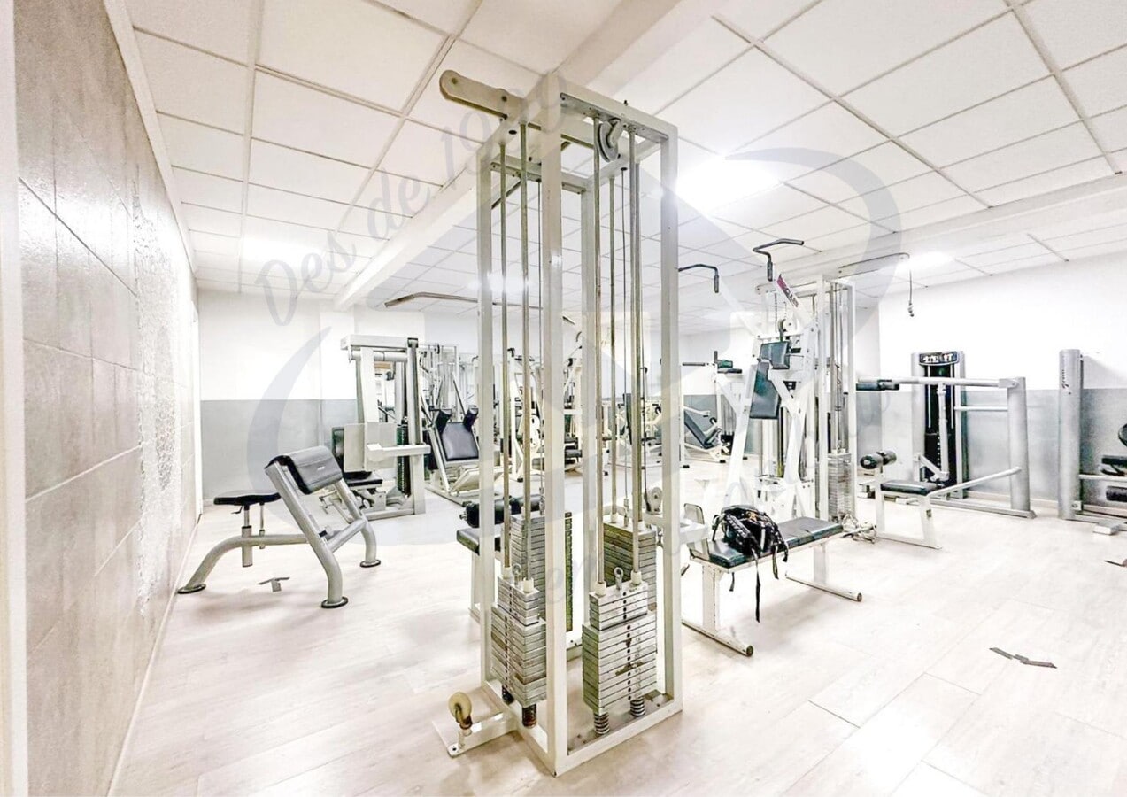 Passeig Dr Moragas, Barberà del Vallès, BAR 08210 - - - Interior Photo - Image 1 of 5