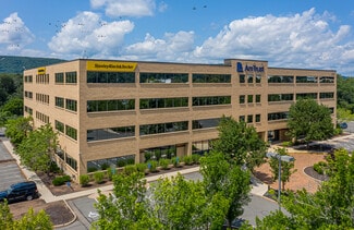 Plus de détails pour 400 Executive Blvd, Southington, CT - Bureau à louer