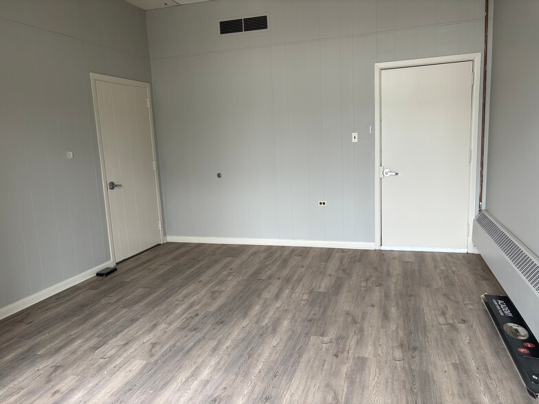 950 Jennings St, Bethlehem, PA for lease - Building Photo - Image 2 of 13