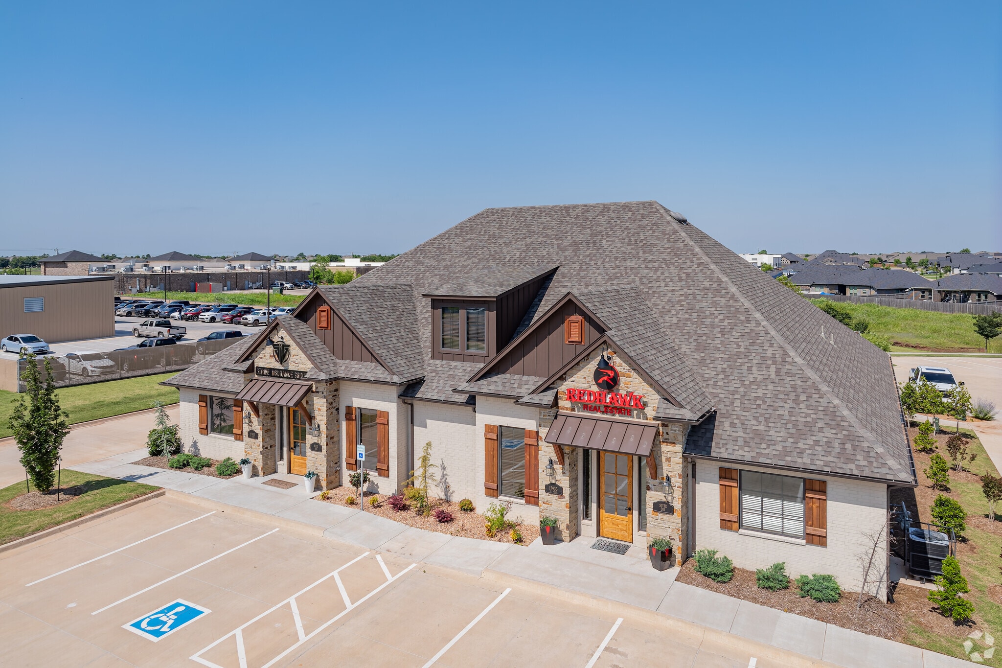 17933 N Pennsylvania Ave, Edmond, OK for sale Primary Photo- Image 1 of 24