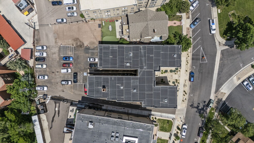 10 Boulder Crescent, Colorado Springs, CO for sale - Building Photo - Image 2 of 11