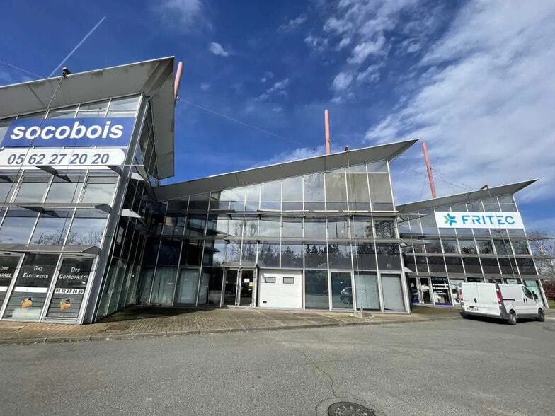 Flex dans Toulouse à louer - Photo du bâtiment - Image 1 de 3