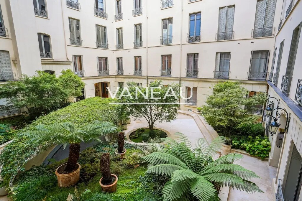 Bureau dans Paris à vendre Photo du bâtiment- Image 1 de 11