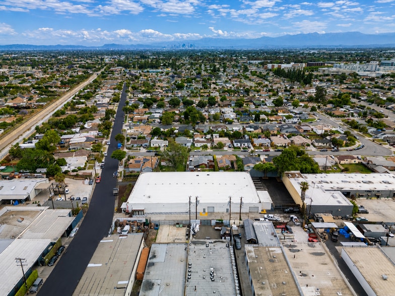 2728 N Slater Ave, Compton, CA for lease - Building Photo - Image 3 of 11