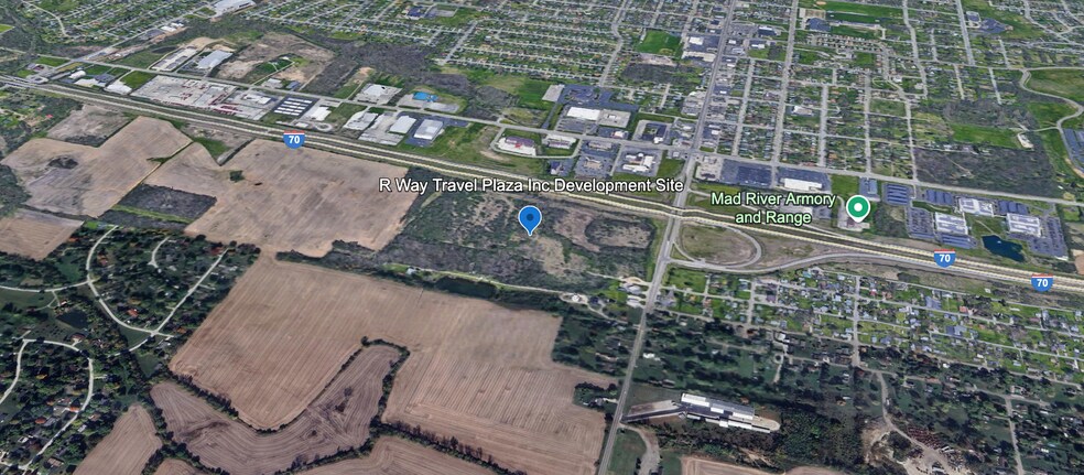 2441 S Limestone St, Springfield, OH à vendre - Photo du bâtiment - Image 2 de 3