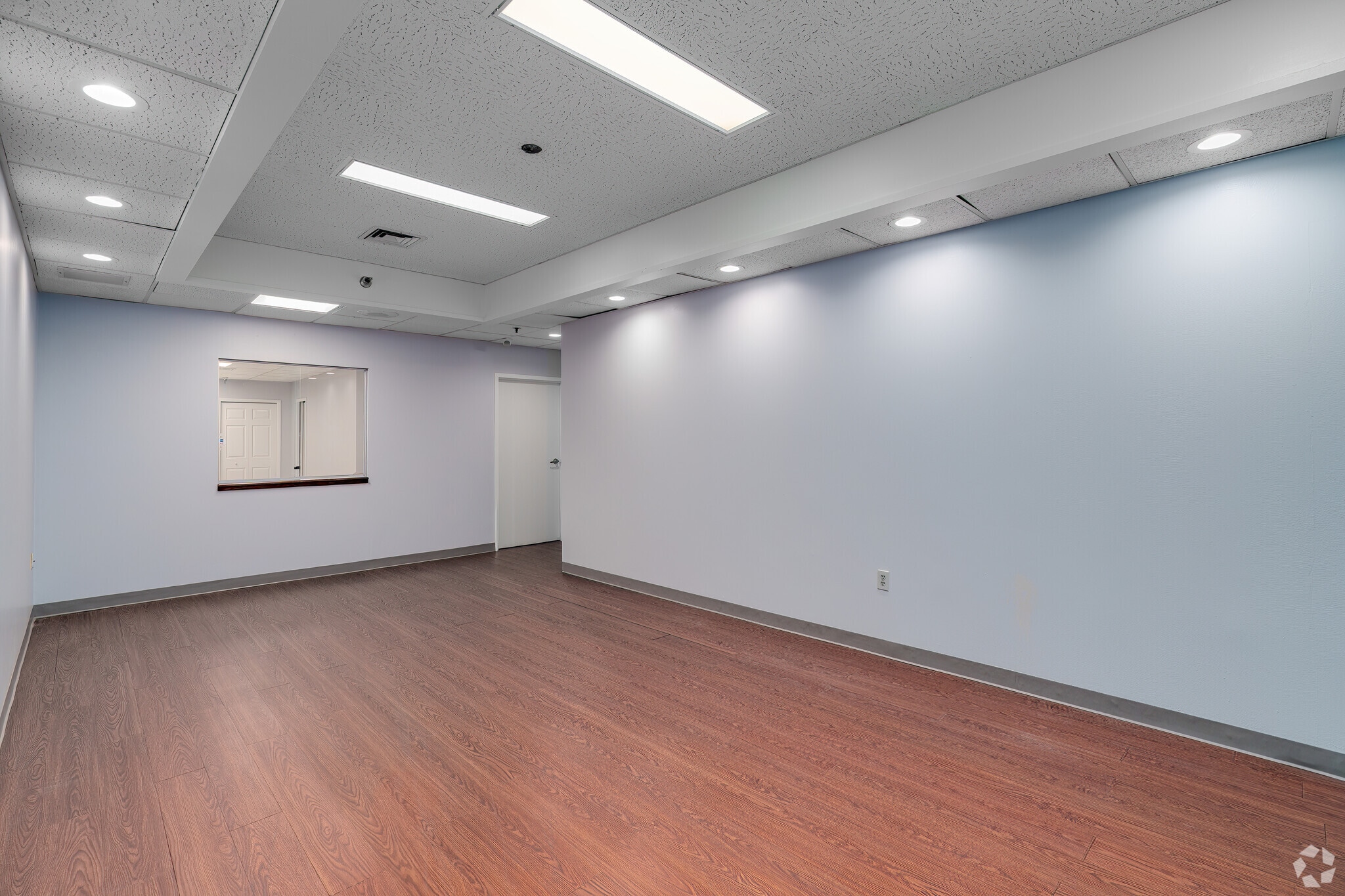 6388 Silver Star Rd, Orlando, FL à louer Photo intérieure- Image 1 de 6