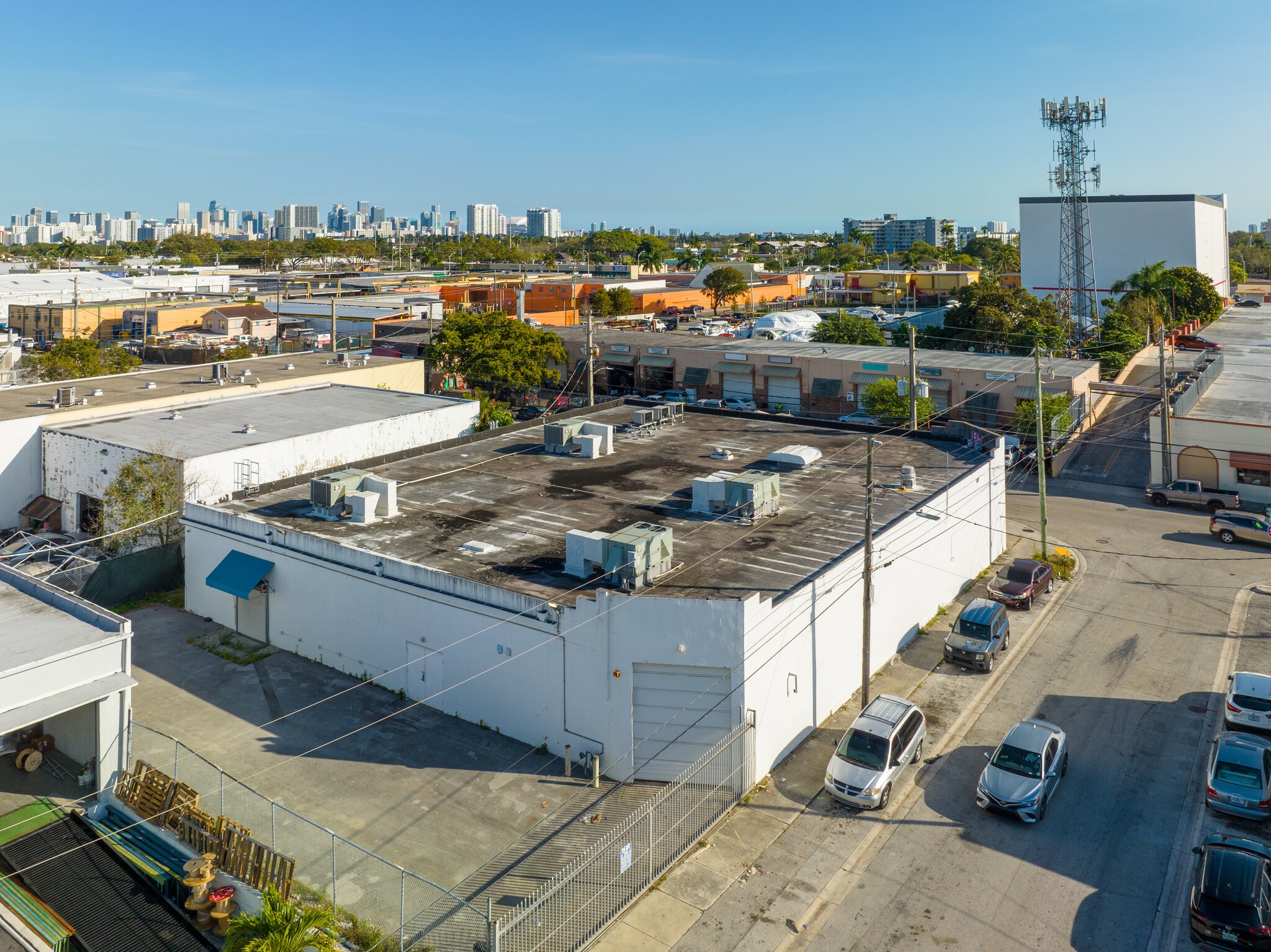 2585 NW 25th Ave, Miami, FL for lease Aerial- Image 1 of 35