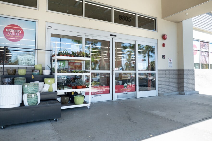 9805 Mason Ave, Chatsworth, CA for sale - Building Photo - Image 3 of 5