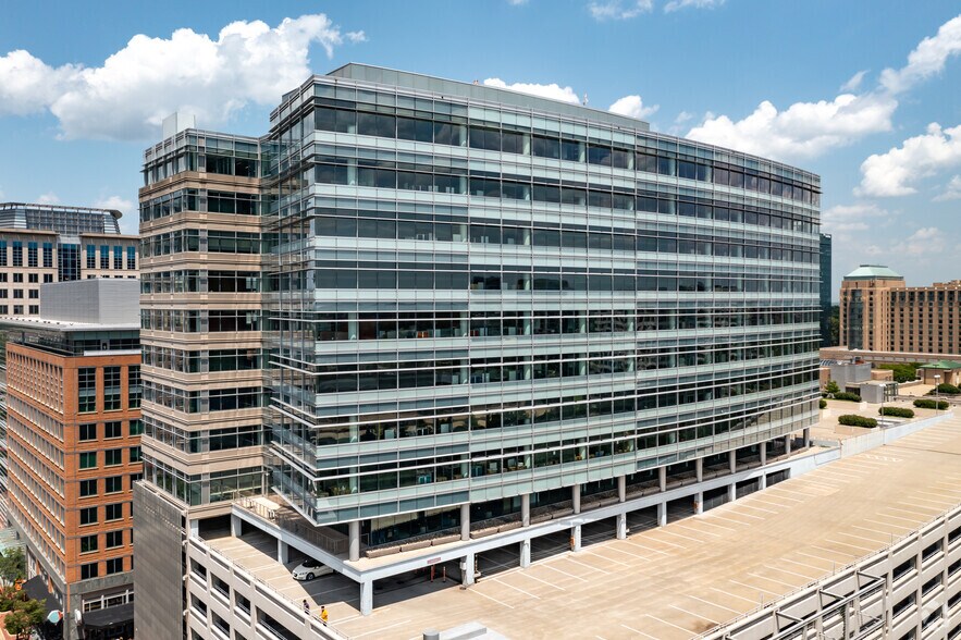 11955 Democracy Dr, Reston, VA for lease - Building Photo - Image 3 of 9