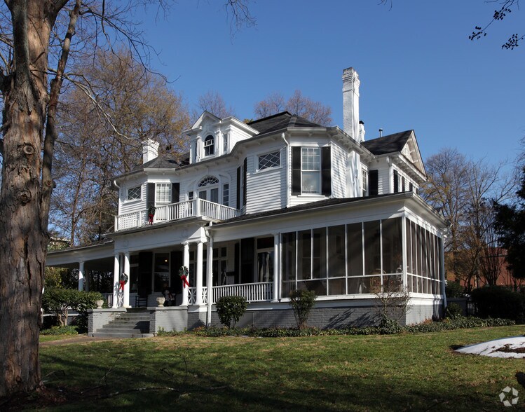 331 S Washington St, Shelby, NC à louer - Photo du bâtiment - Image 2 de 14