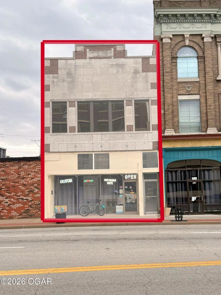 405-409 S Main St, Joplin, MO à vendre Photo du bâtiment- Image 1 de 23