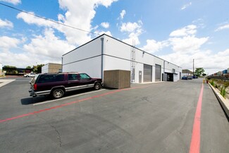 Plus de détails pour 367-377 S Acacia Ave, Fullerton, CA - Industriel à louer