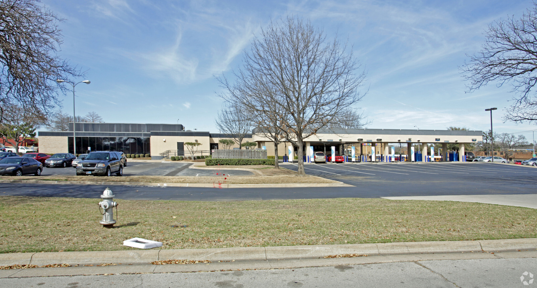 700 W Arkansas Ln, Arlington, TX for sale Primary Photo- Image 1 of 1