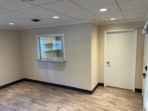 12750 S Saginaw St, Grand Blanc, MI for lease Interior Photo- Image 1 of 10