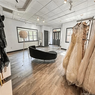 85 River Rd, Canton, CT for lease Interior Photo- Image 1 of 6