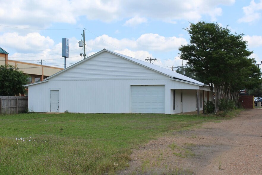 307 S Pearson Rd, Pearl, MS à vendre - Photo du bâtiment - Image 2 de 5