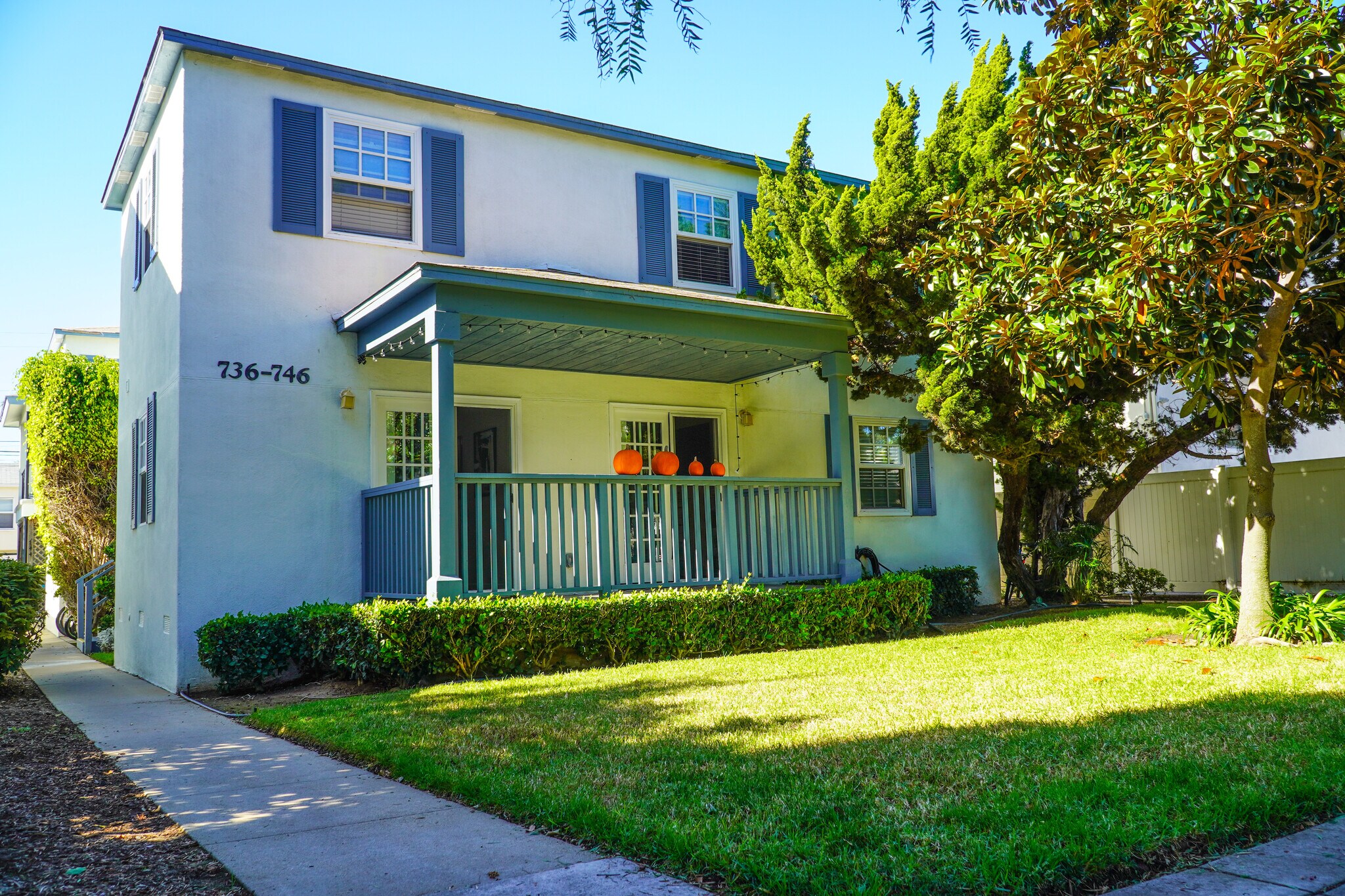 736-746 E Ave, Coronado, CA à vendre Photo du bâtiment- Image 1 de 23