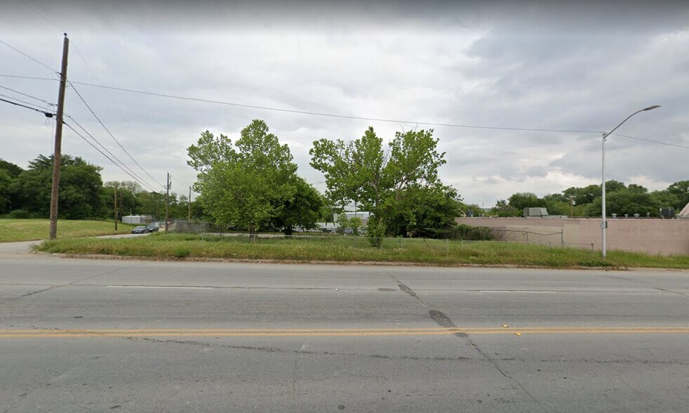 1001 Riverside Dr, Fort Worth, TX à vendre - Photo du bâtiment - Image 2 de 4