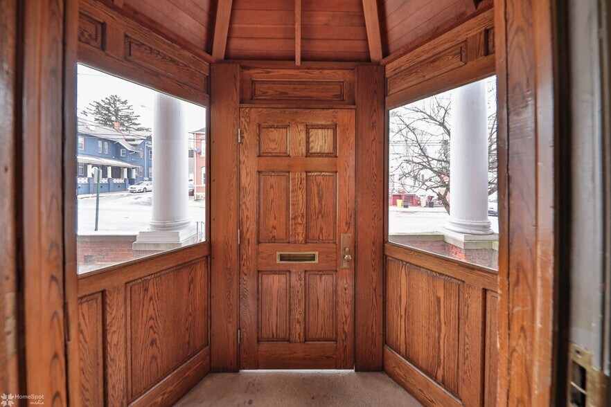 134 Broadway, Bangor, PA à vendre - Photo du bâtiment - Image 3 de 38