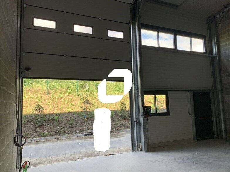 Route De Mantes, Mareil-sur-Mauldre for lease - Building Photo - Image 2 of 4