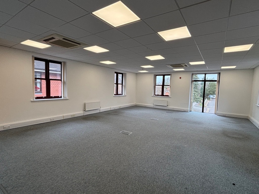 Liston Road, Marlow à louer Photo intérieure- Image 1 de 3