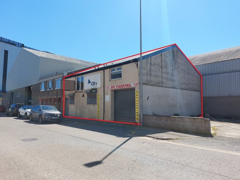 2A Russell Rd, Aberdeen for sale - Primary Photo - Image 1 of 5